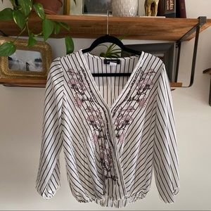 GRAYSON -white and black striped embroidered top